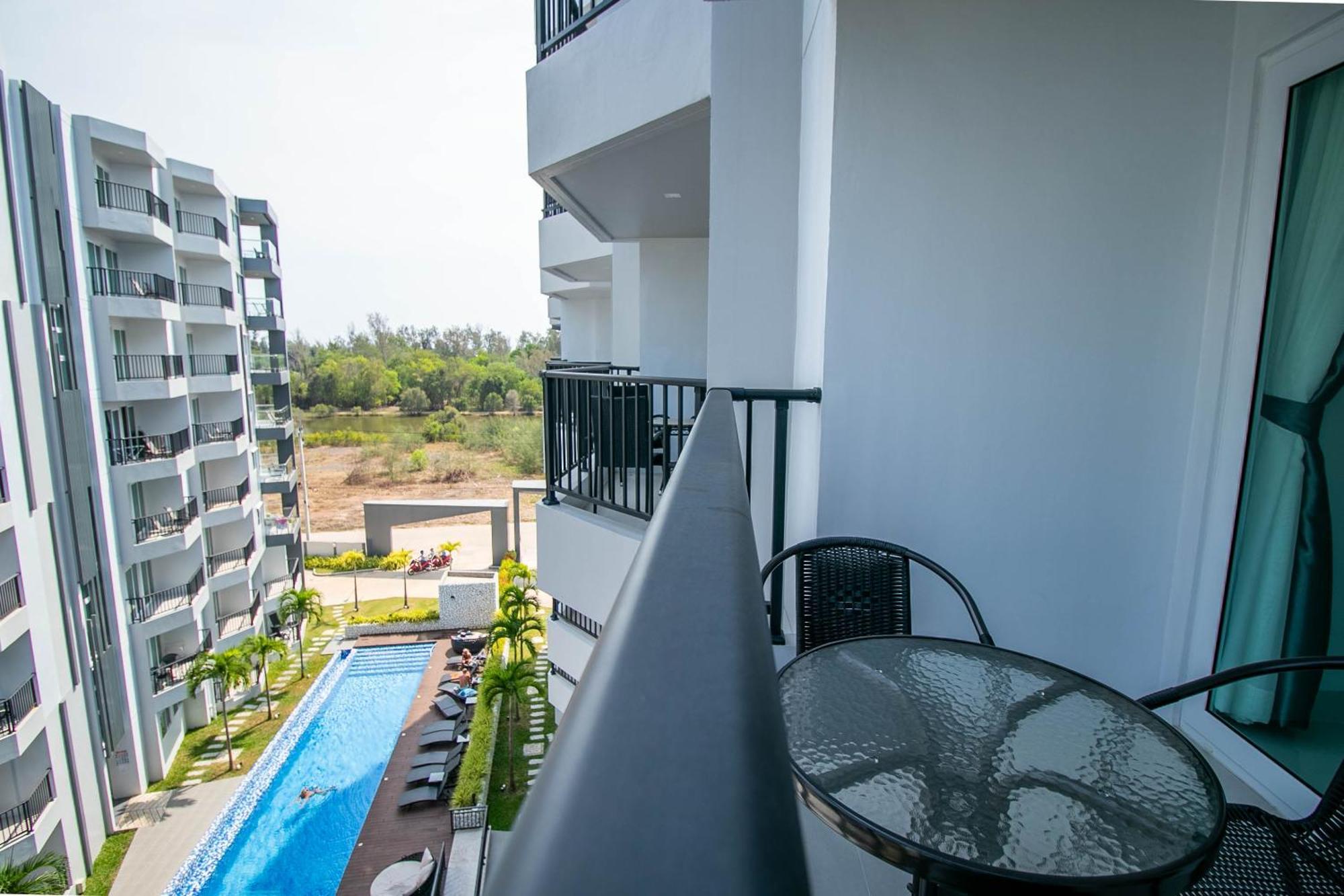 Mantra Beach Condominium Suite - Mae Phim Ban Tha Fat Bagian luar foto